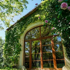 Le Refuge Aux étoiles Hébergement de vacances Saint-Antonin