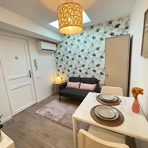 Appartamento Renting - Fersen - 2 Vieil - Ac - Safranier - Big Terrace, Antibes